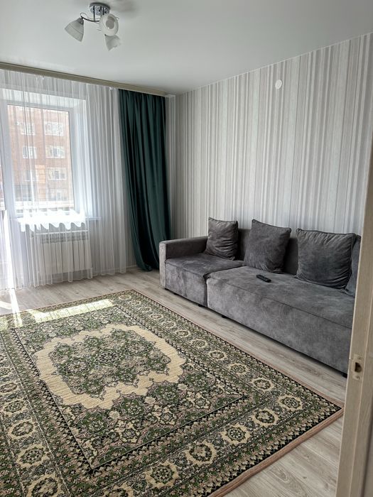 Диван в хорошем состоянии