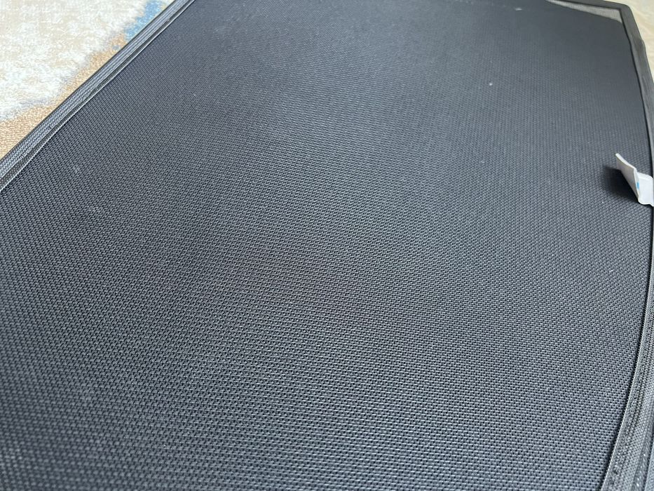 Продается шторки для камри 35