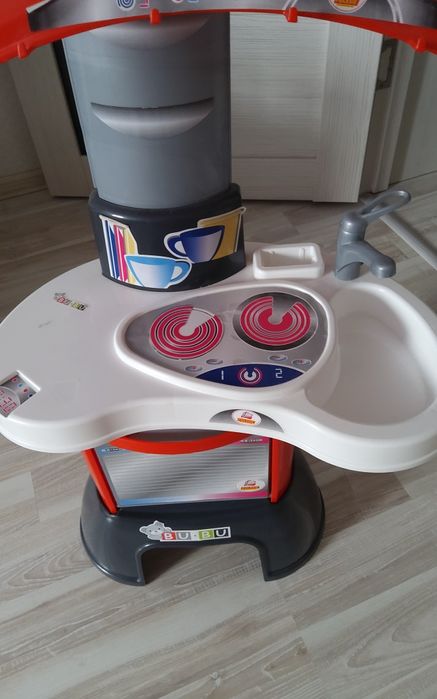 Детская кухня игрушечная