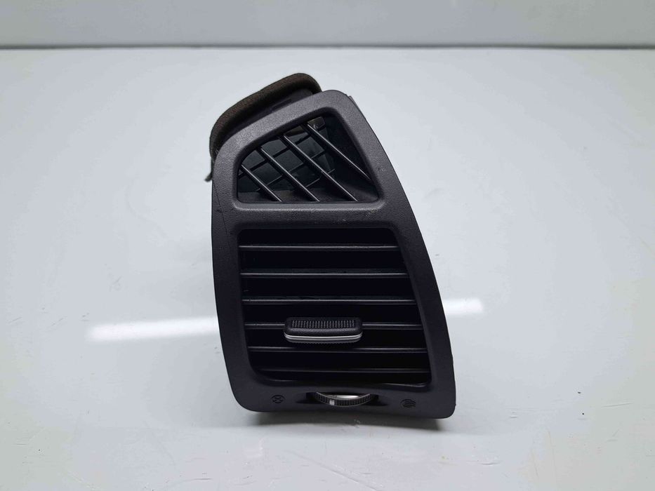 Grila aerisire dreapta Kia Sorento 2 [Fabr 2009-2015] 97490-2P000