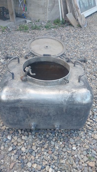 Продам бачок из нержавейки
