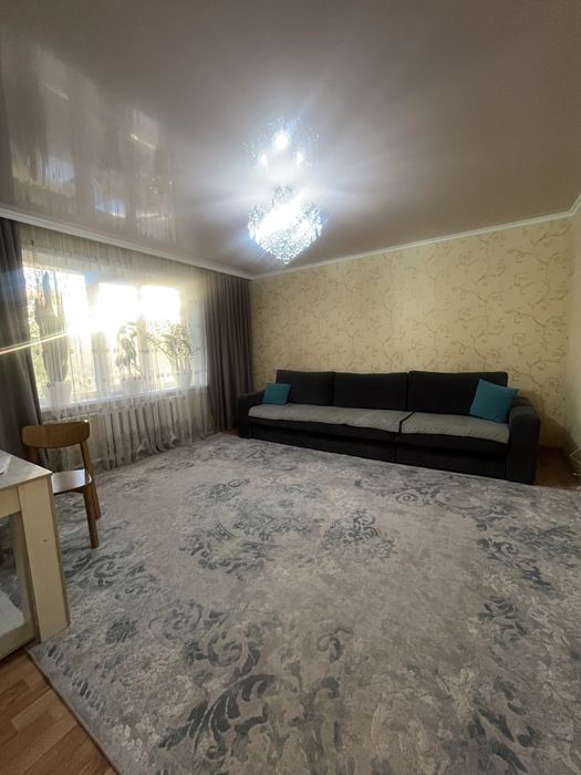 Продам 3 ком квартиру на Голубые пруды