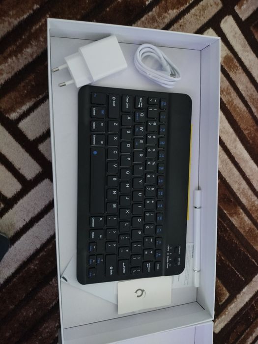Tableta Doogee T35, 11" 2.5K, 20GB RAM, 256GB ROM, 8580mAh, Android 14, culoare metalica