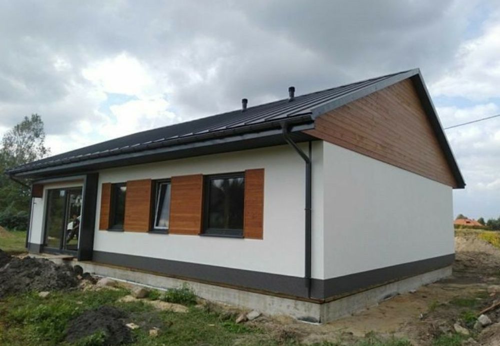 Vand case pe structura metalica si panouri sandwich