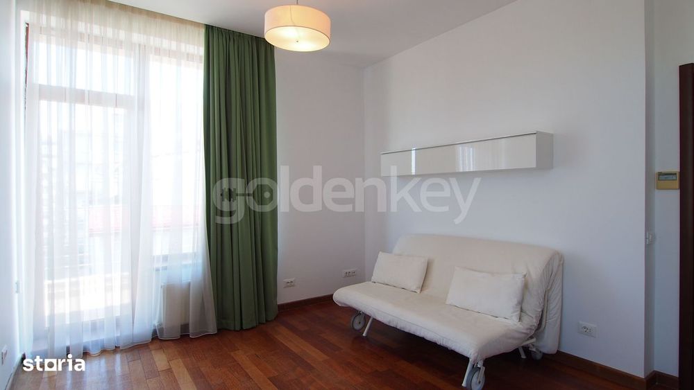 Apartament cu 4 camere si vedere panoramica spre lac