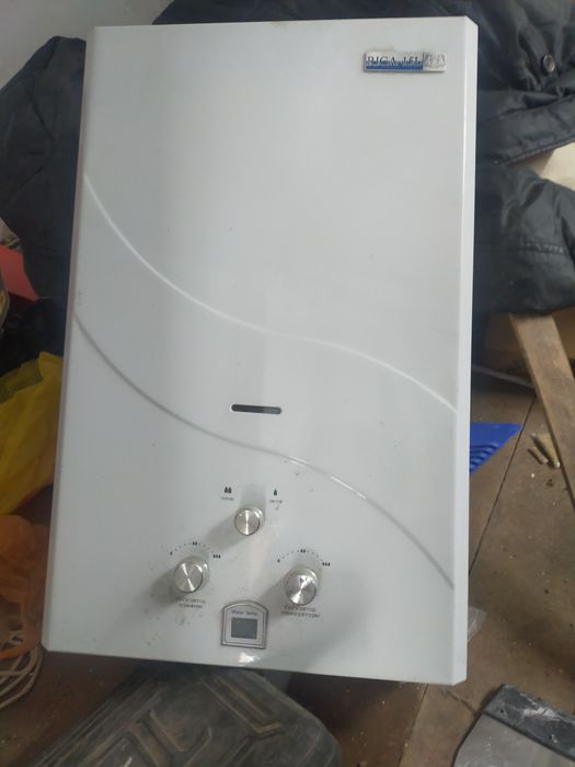 Газовый бойлер и телевизор LG продам