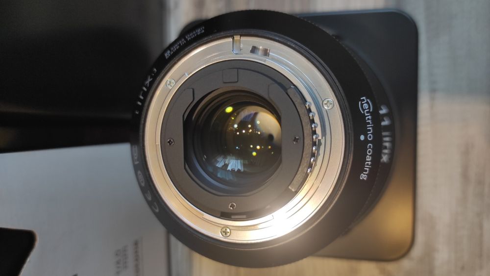 Продавам Irix 11mm/4 за Nikon