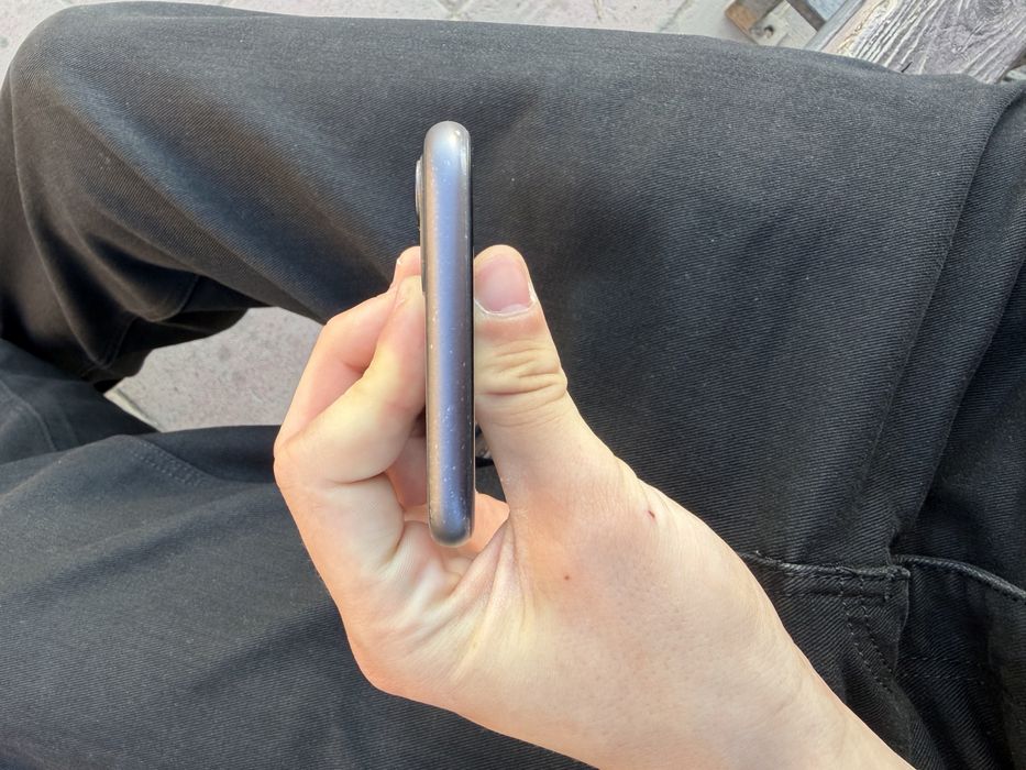 iPhone 11 64  g