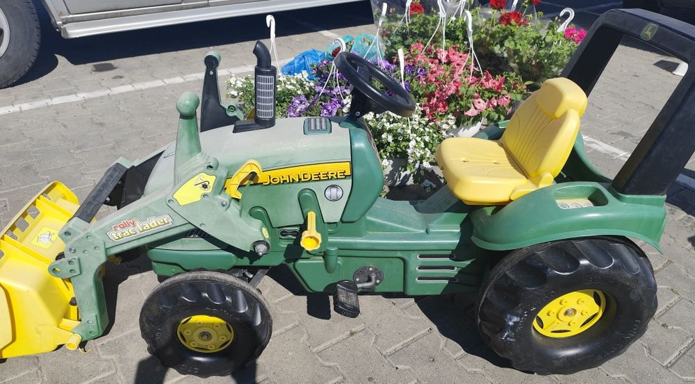 Tractor cu pedale John Deere