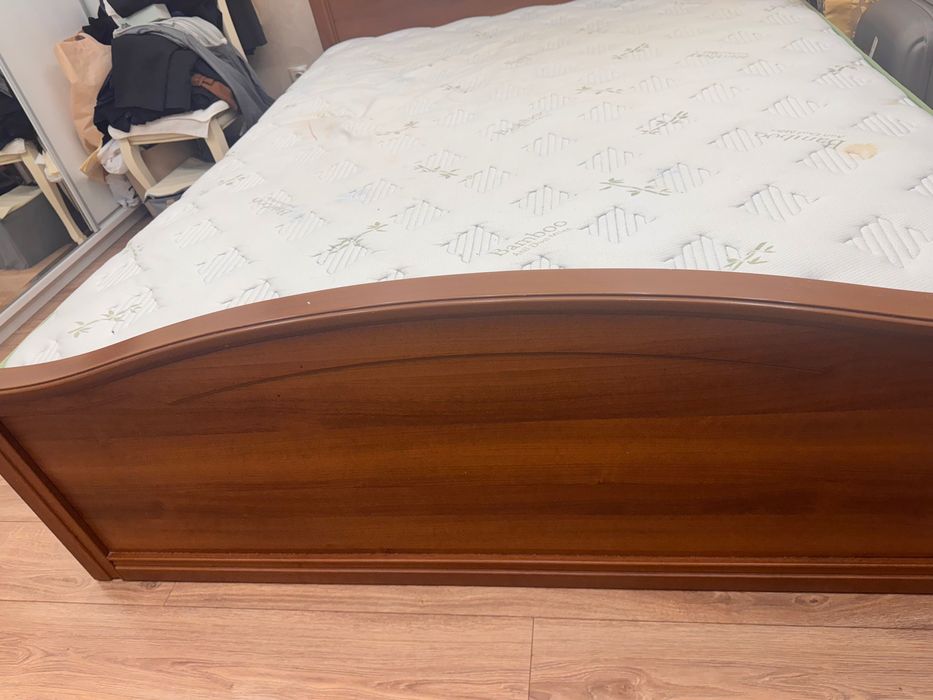 Продается кровать