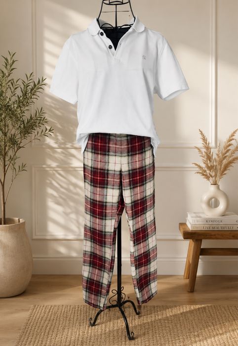 Tricou din bumbac, impecabil+ pantaloni elestici H&M.