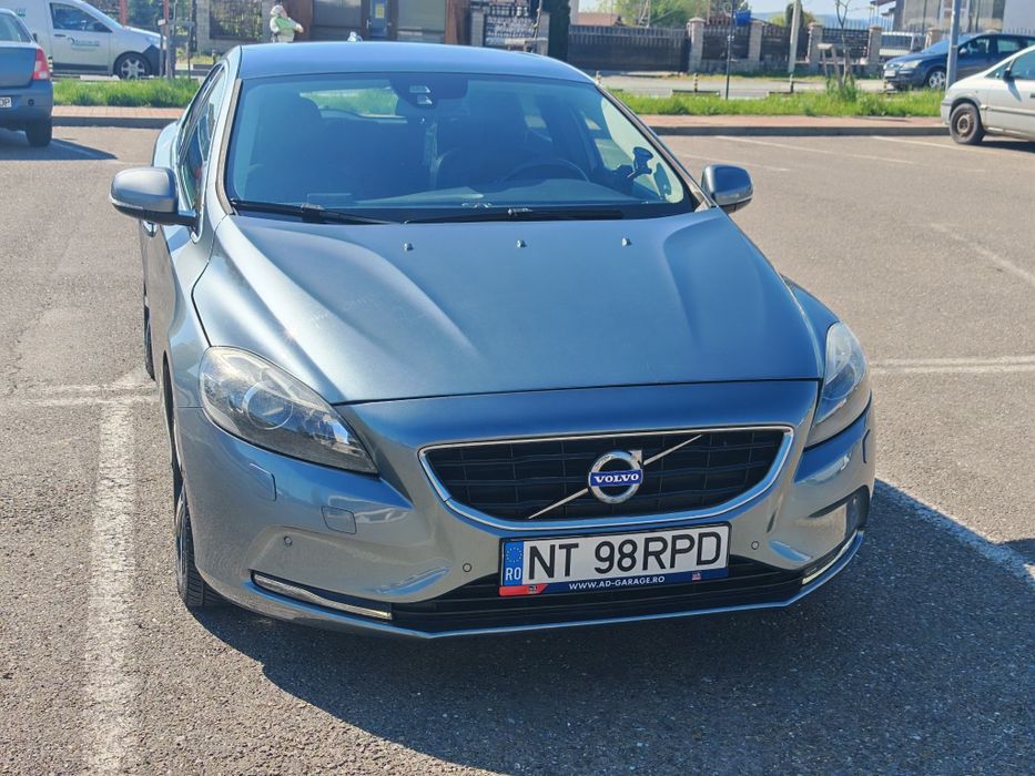 VOLVO V40 2014 — imagine 1
