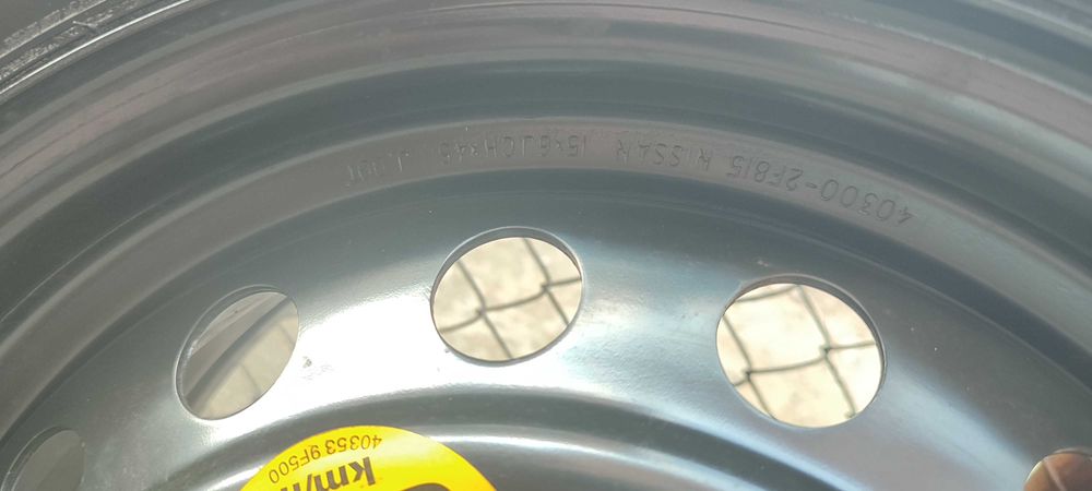 Джанти с гуми за Nissan Almera N16