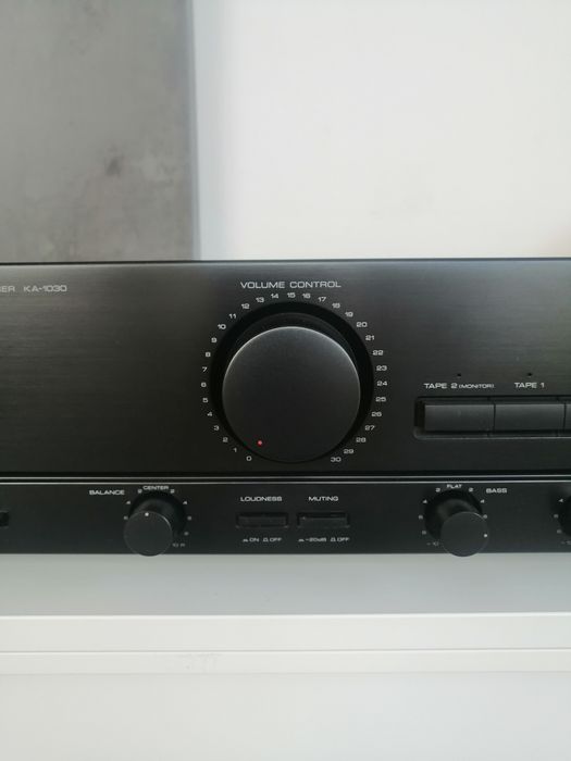 Kenwood KA 1030, impecabil