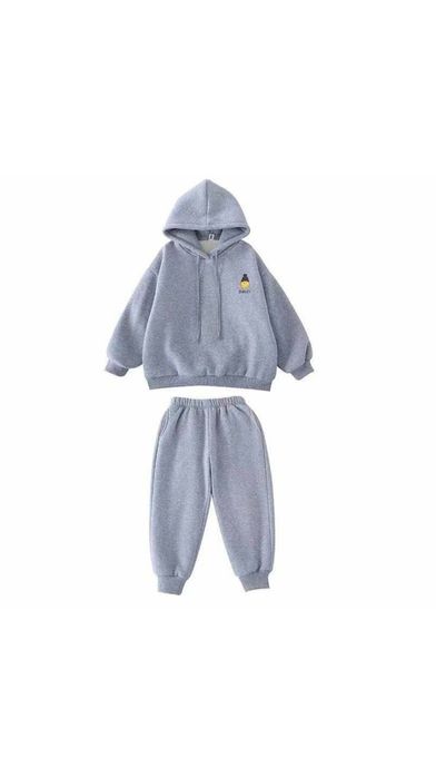 Костюм спортивный