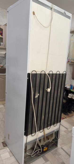 Холодильник INDESIT