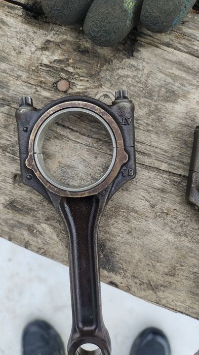 Продам шатуны 127/126 ваз