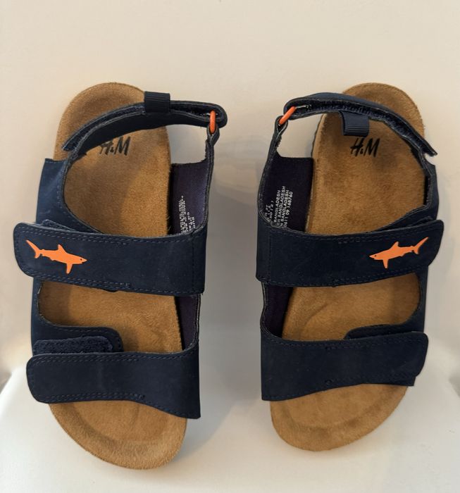 Сандали и кецове за момче 29 номер.