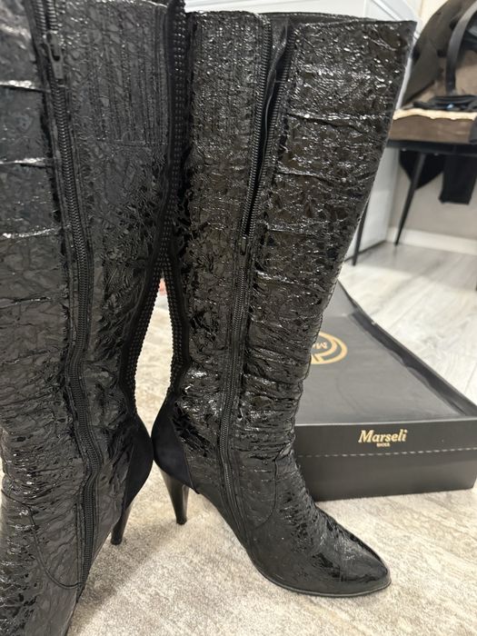 Срочно продам зимний сапоги