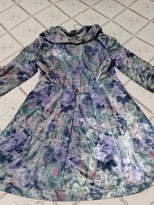 Плащ  три четверти. Плащевка.