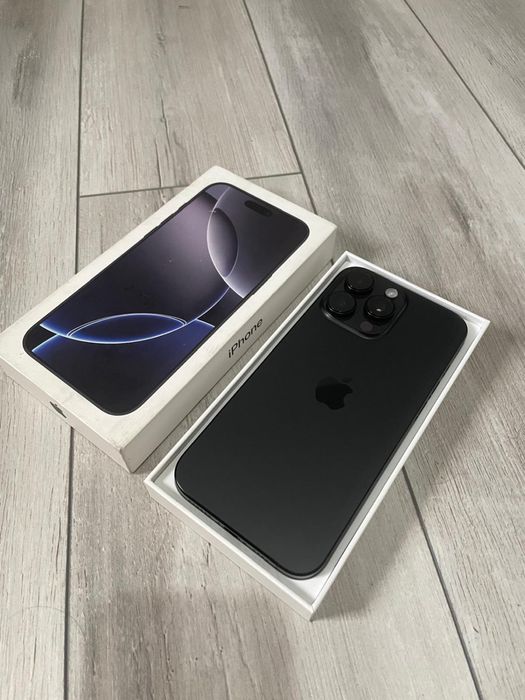 Vând/Schimb iPhone 16 Pro Max Negru.