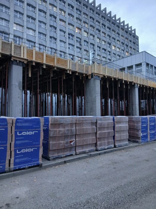 Execut lucrari de constructii