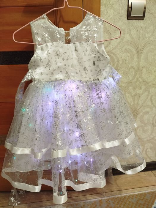Платье  снежинки