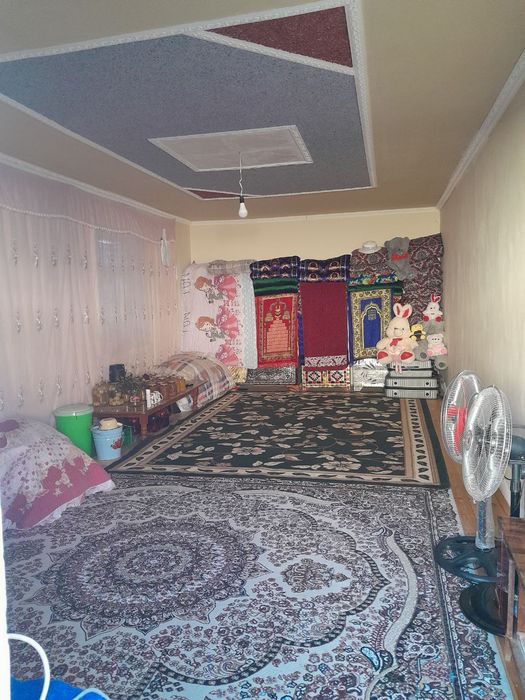 Пахтакор уй сотилади уч хона коридор ошхона  мавдуд