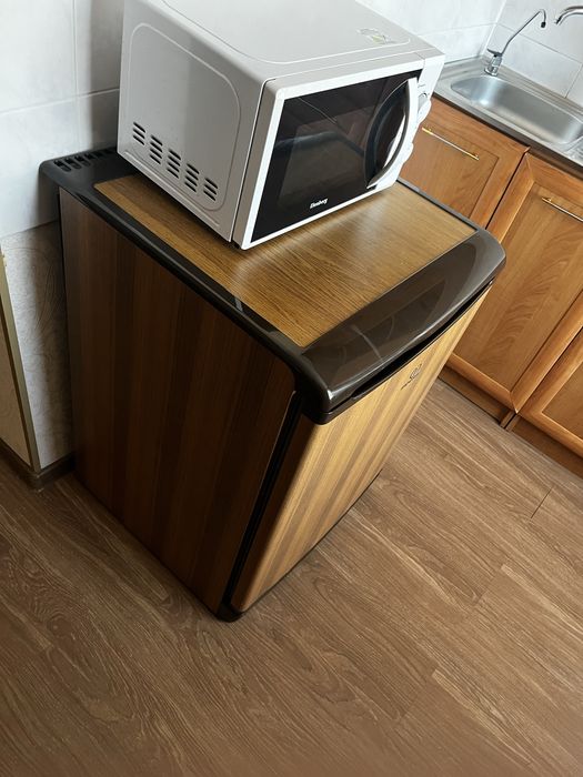 Холодильник indesit