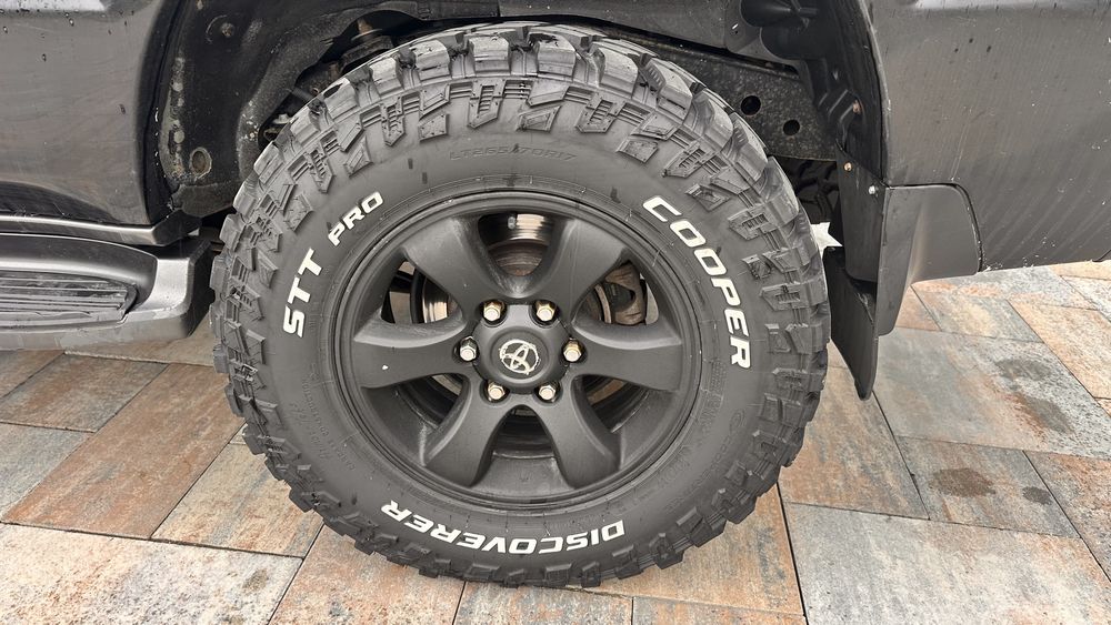 Vand cauciucuri off road  noi 265/70/R17