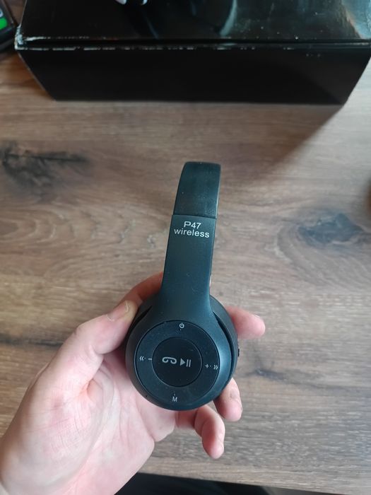 Casti wireless sau gaming cu fir