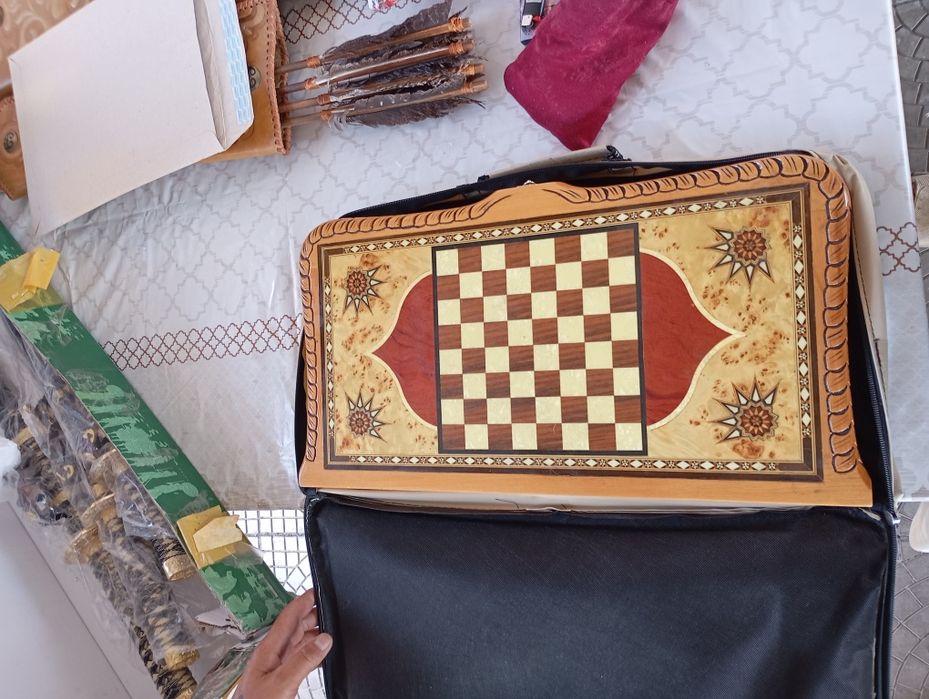 Продам нарды  в хорошем состоянии