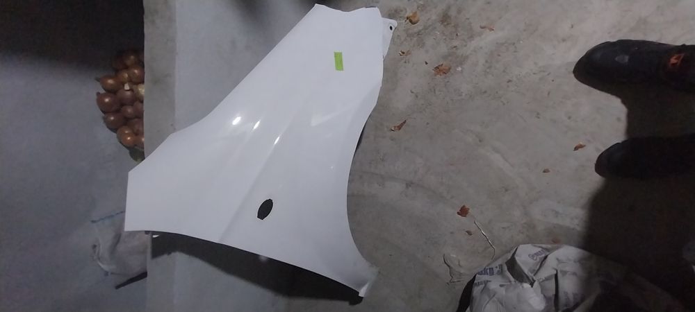 Срочно продам крило нексия 3