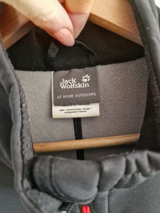 Страхотна мъжка грейка JACK WOLFSKIN размер М