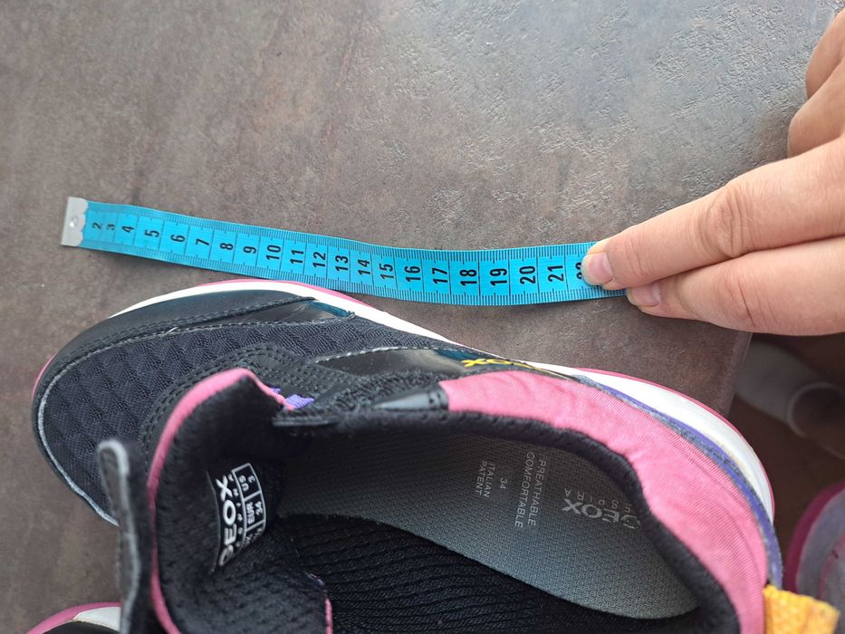 детски маратонки за момиче,кецове,спортни обувки Geox,34,геокс