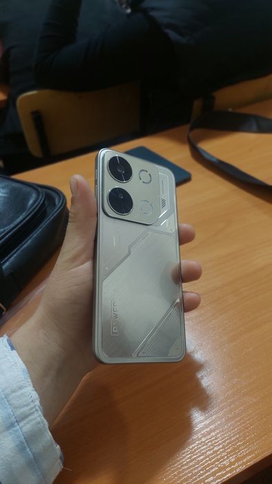 itel P65 power sotiladi 128 GB 8