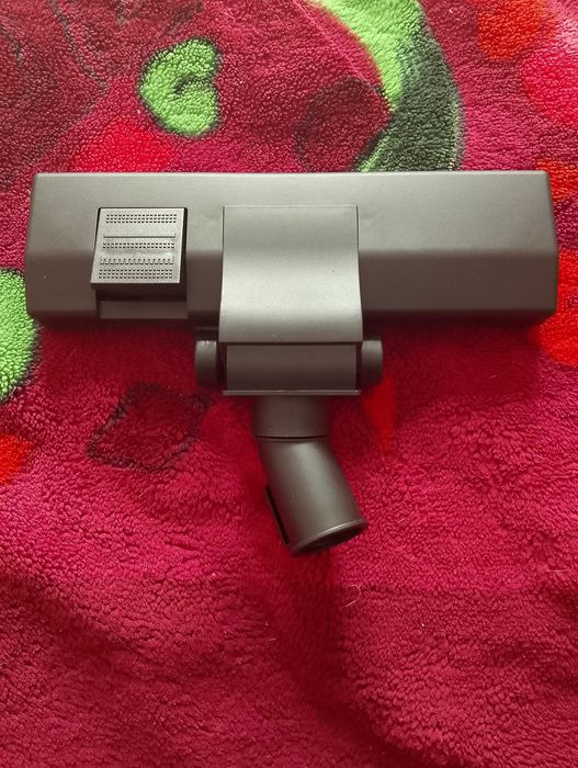 Щетка для пылесоса .