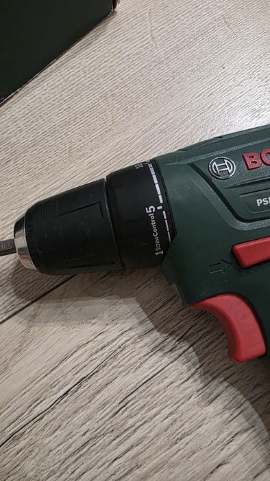 Акумулаторен винтовер Bosch PSR 10.8 Li