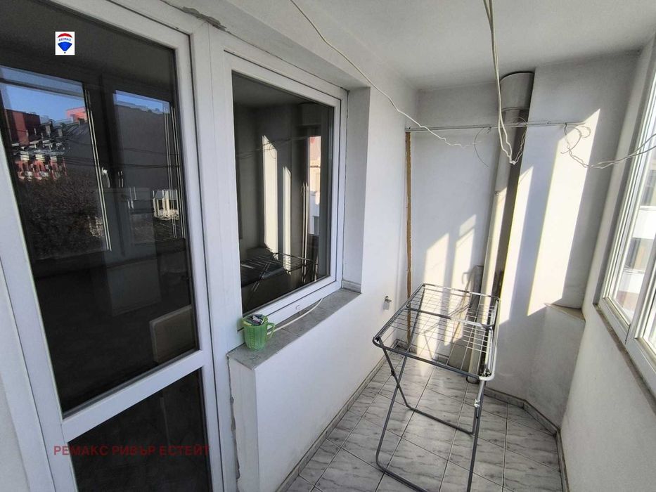 Продава се Тристаен апартамент в Русе, Ялта - 99 кв.м за 1353 €/кв.м - Снимка #12