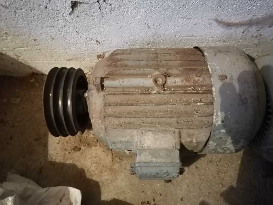 Асинхронен ЕлектроДвигател Мотор