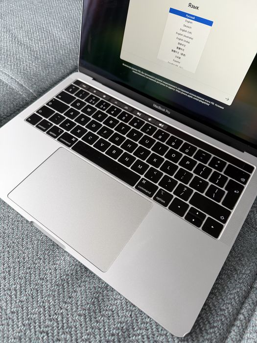 Macbook Pro 13 2019 с Touch Bar