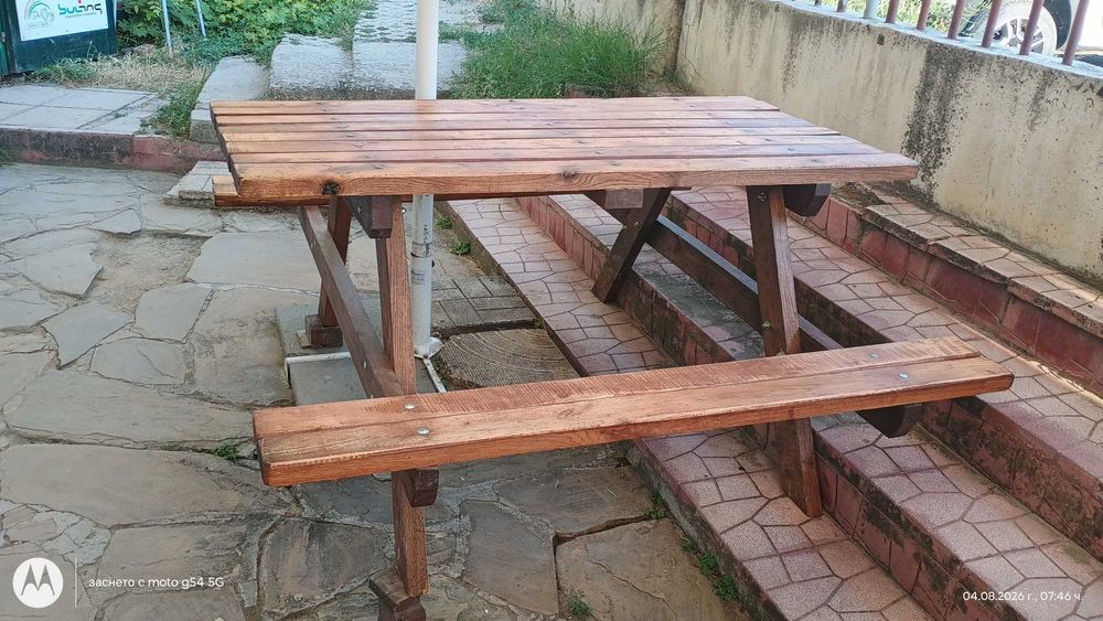 Продавам маса пикник от бук