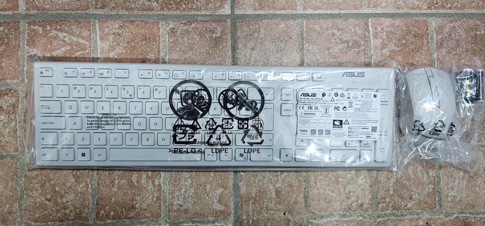 Kit tastatura mouse Asus wireless