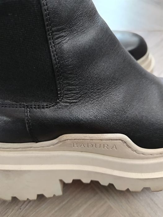 Боти от естествена кожа