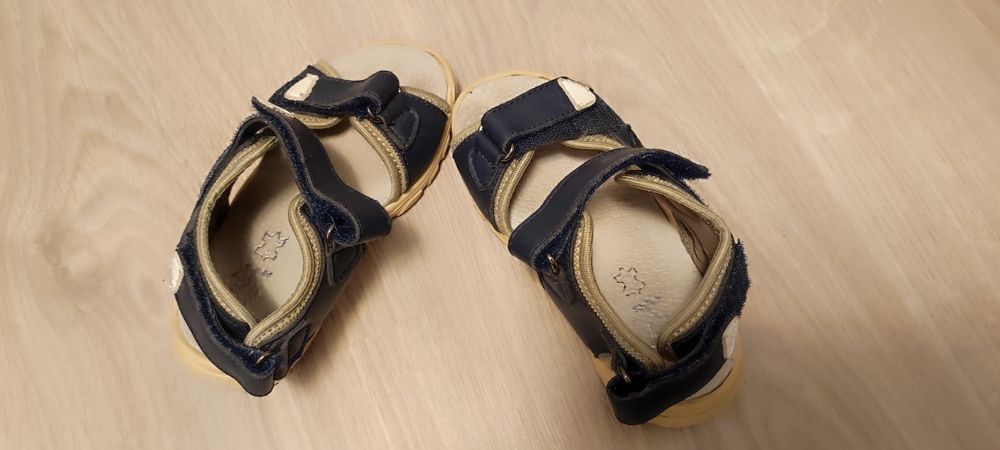 Сандалки за 2-3 г. момче, 23-27 р-р.