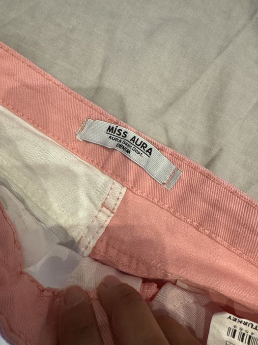 Интересни къси дънкови  гащи в два цвята