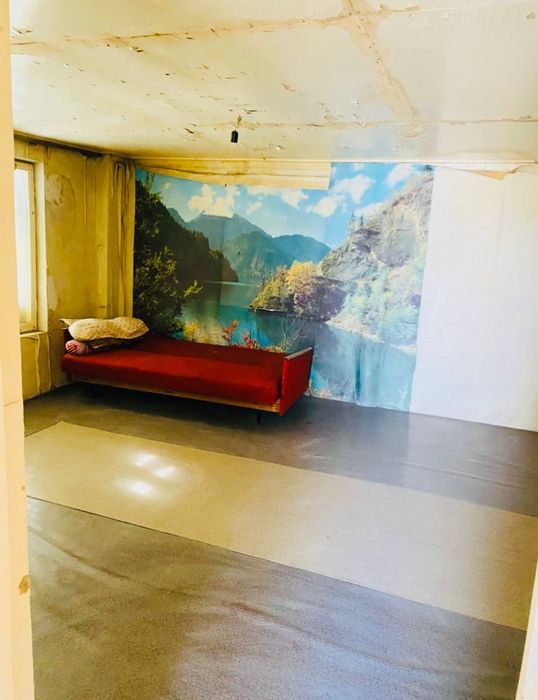 6 сотик, 5 хонали уй сотилади