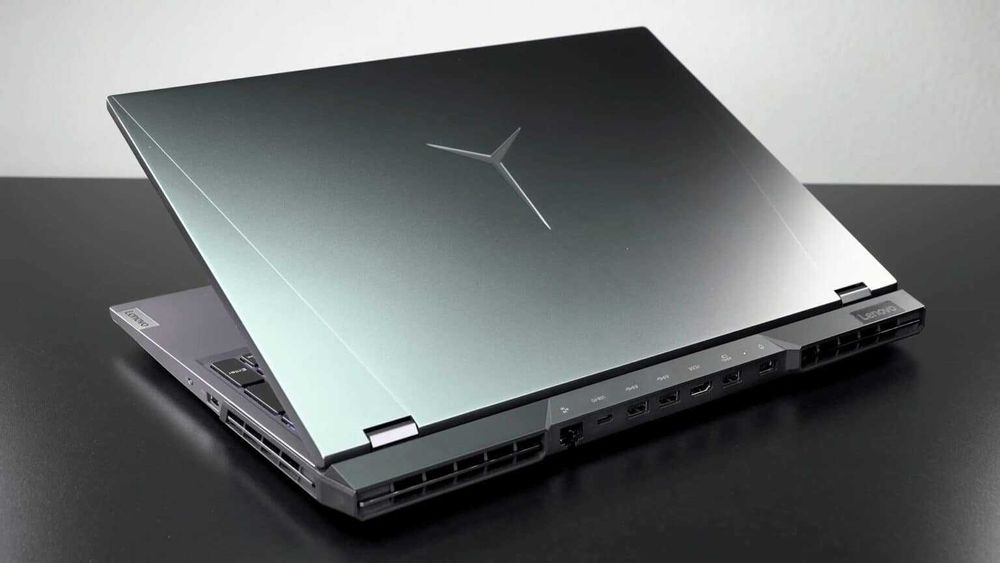 Lenovo Legion 5 Pro (i7/16/2тб/видео карта 3060)