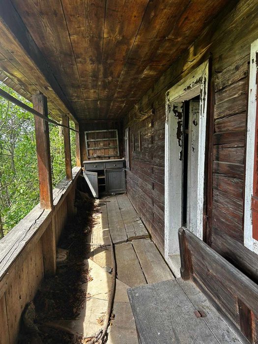 Teren de vanzare Bistra judetul Alba + casa batraneasca din lemn