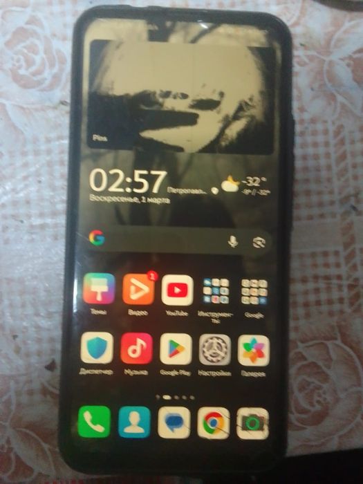 Huawei y9 prime продам